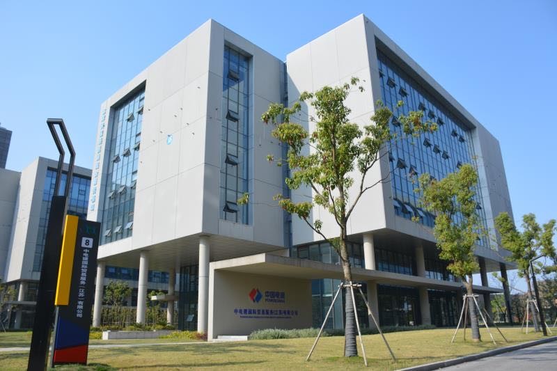 德立公司市场部负责人考察拜访了ZBER公司和中电建江苏分公司